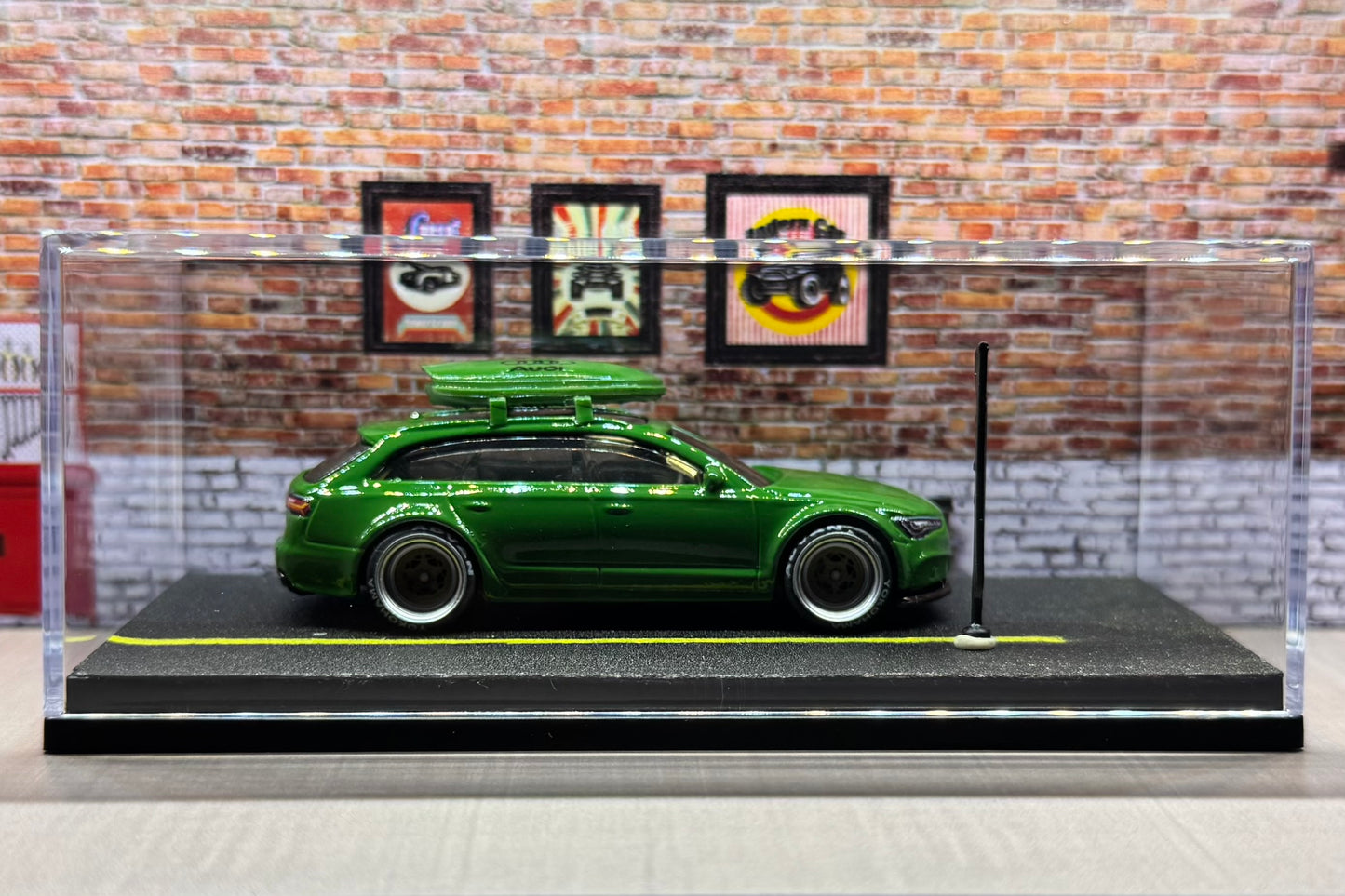 Fully Custom Hot Wheels Audi RS6 1:64