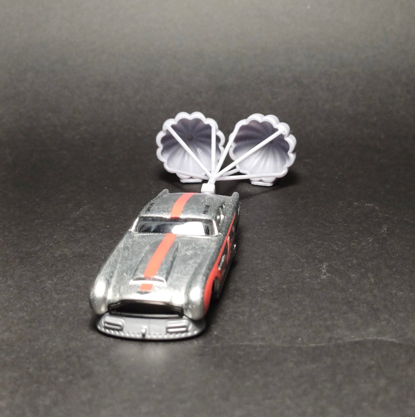 Universal Open Drag Parachute for hot wheels