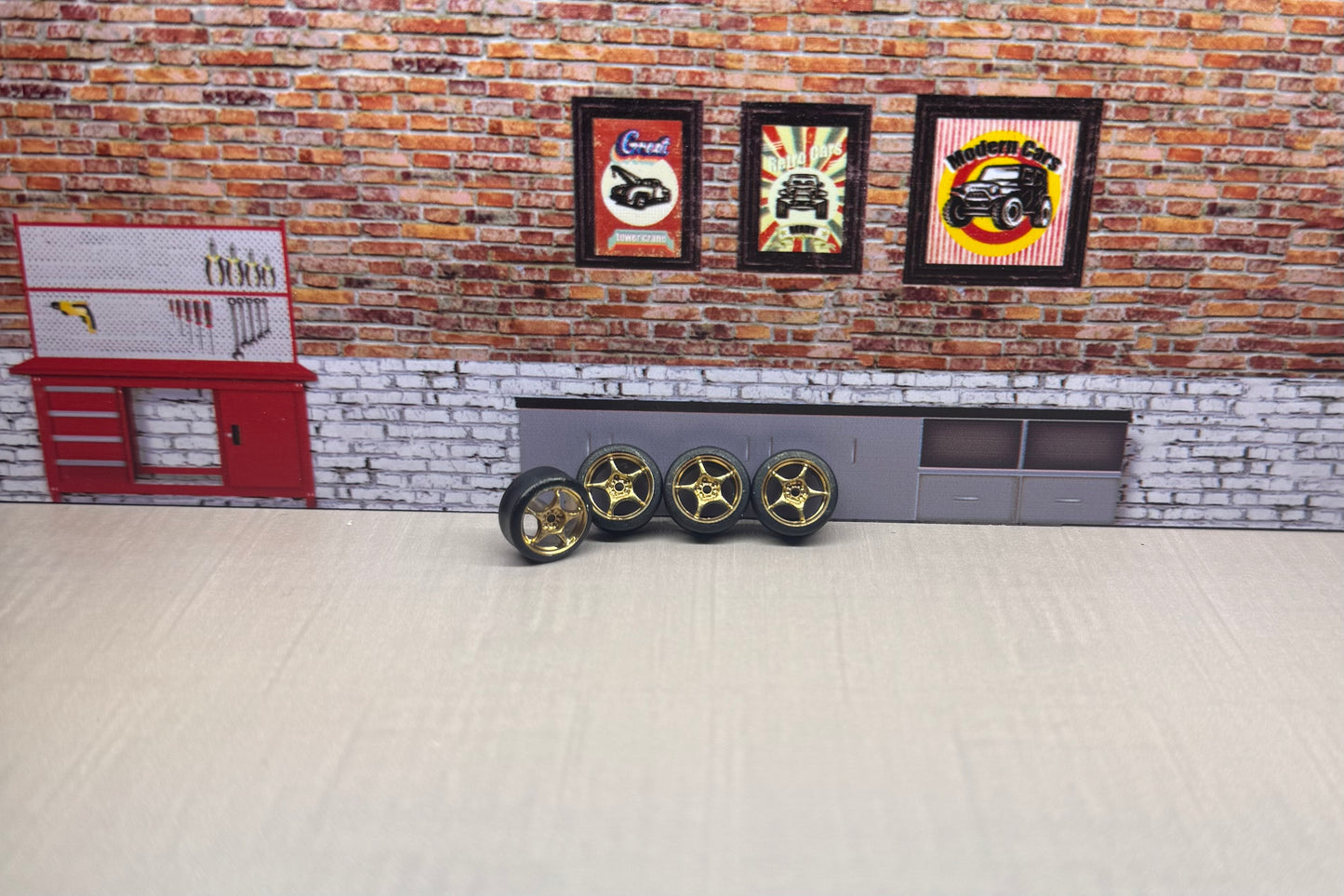 1:64 gold rims for hot wheels and match box