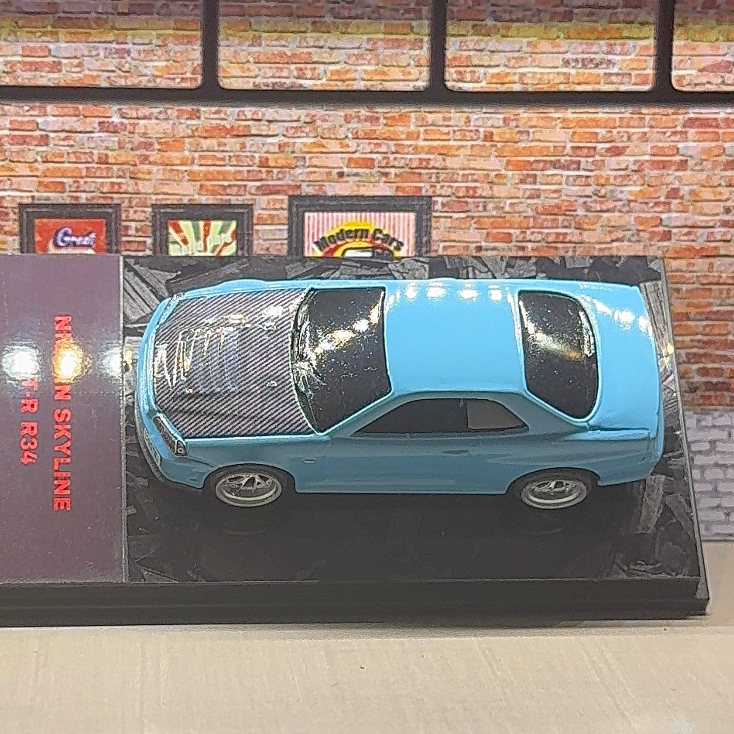 Fully custom 1:64 hot wheels Nissan skyline R32